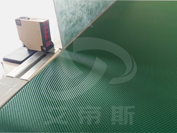 自动启停输送机